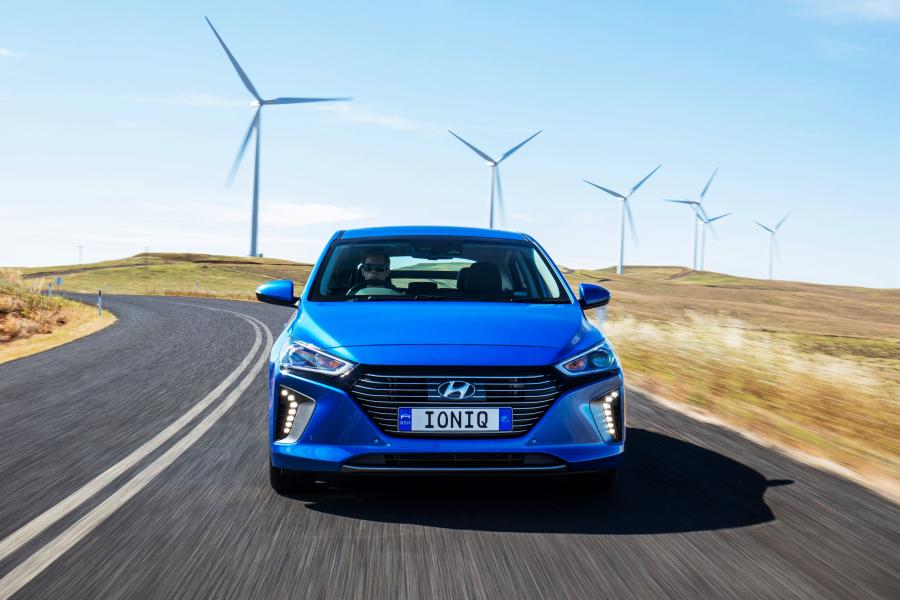  Hyundai IONIQ hybrid (AE) 2018 года  (AU) (фото 5 из 42)